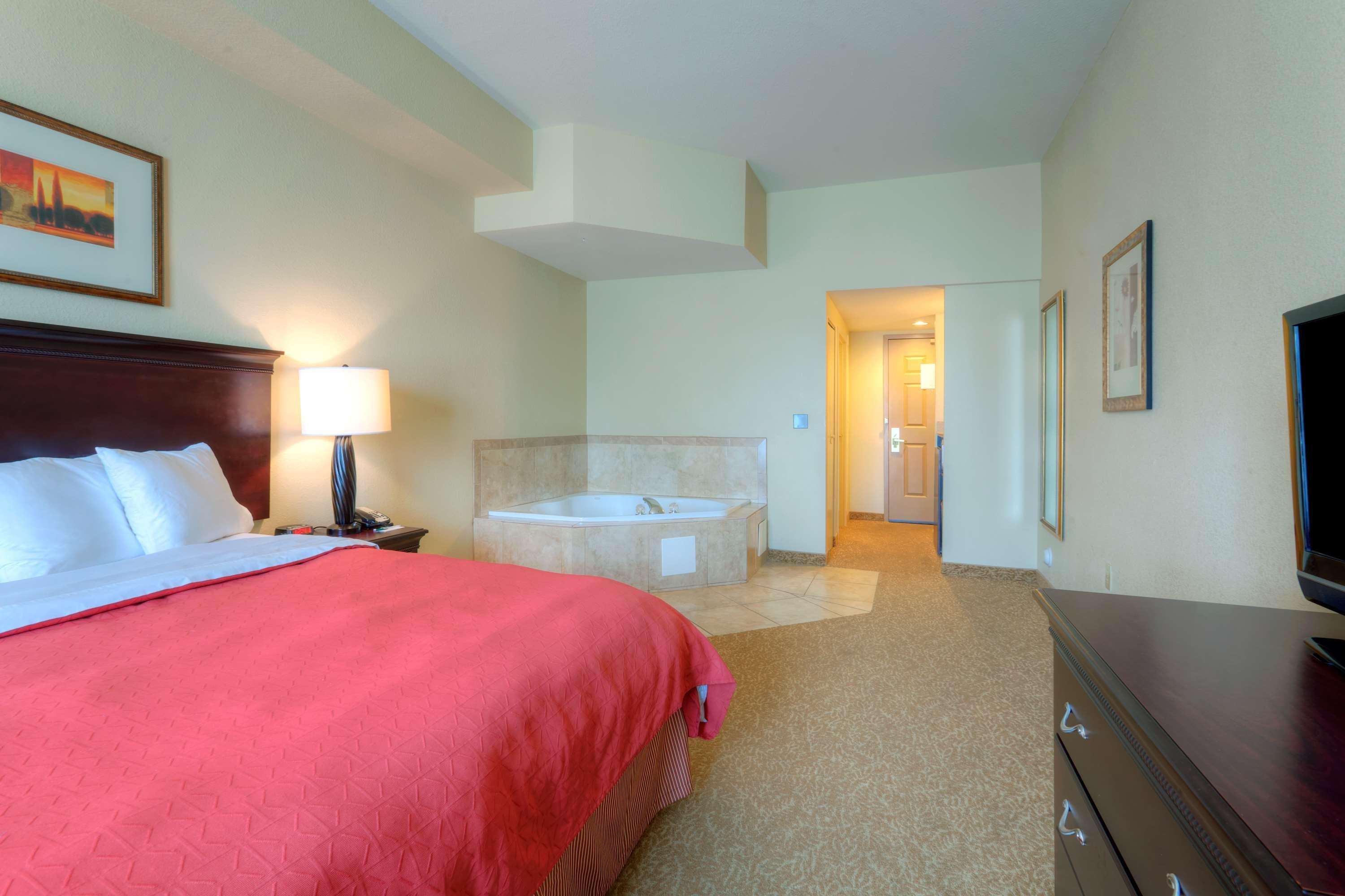 Country Inn & Suites By Radisson, Petersburg, Va Bilik gambar